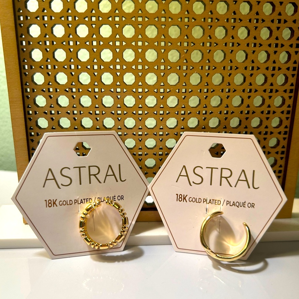 NWT Astral 18K Gold Plated Adjustable Ring Set